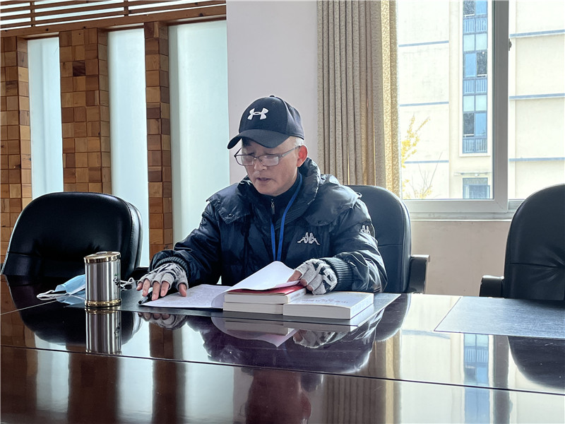 服务管理二支部组织开展“三史”学习会