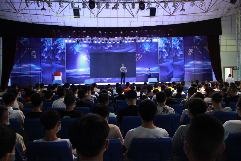 校企联动 双元育人