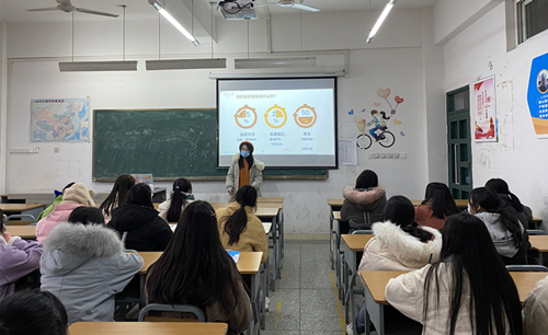 基础教育系举办教师资格证面试培训活动