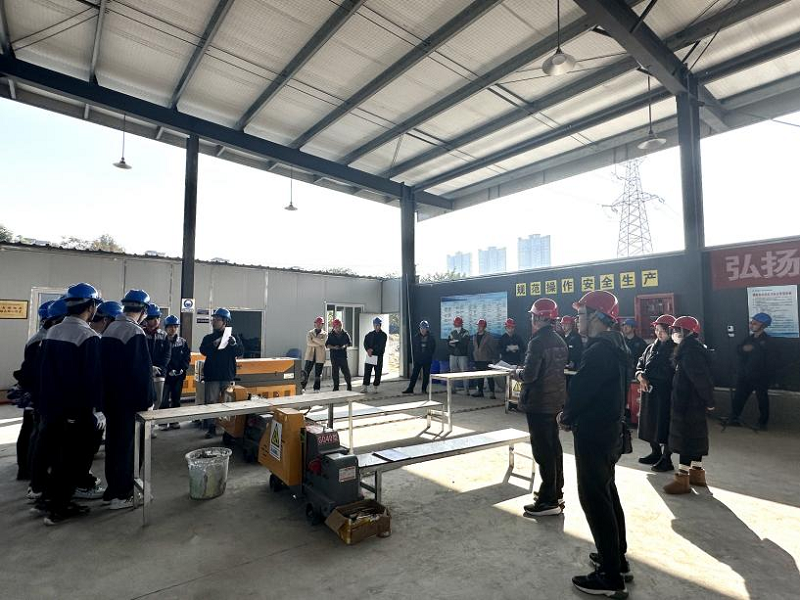 建筑与地质工程系开展钢筋工实训公开课