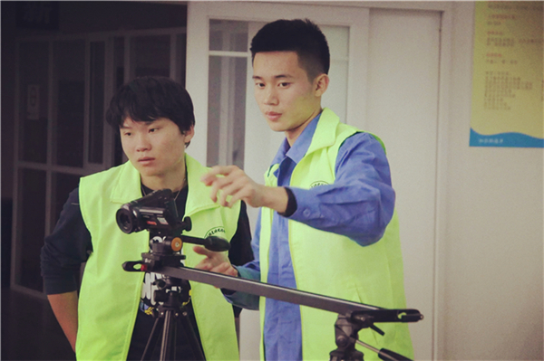 1483950614469967.jpg default (1).jpg