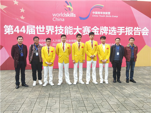 1512895329178376.jpg IMG20171209160540.jpg