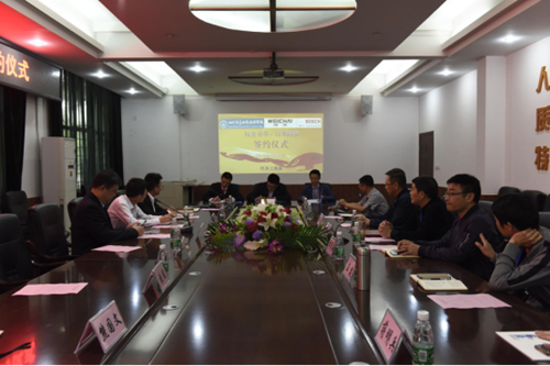 1524898980869053.png 杨老师3.png