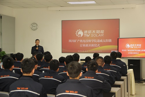 1545702236604102.jpg 2.jpg